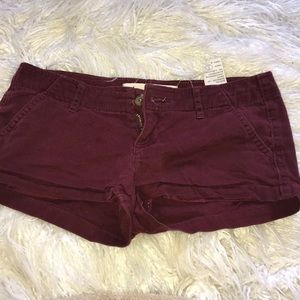!! Maroon Hollister Jean Shorts !!
